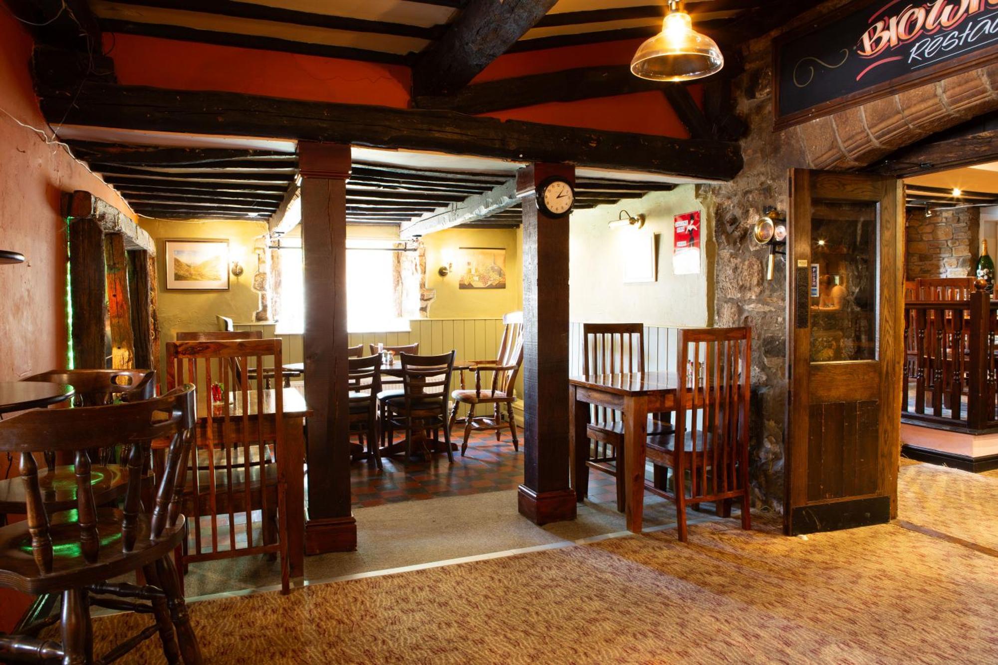 Coach House Hotel Bentham Buitenkant foto