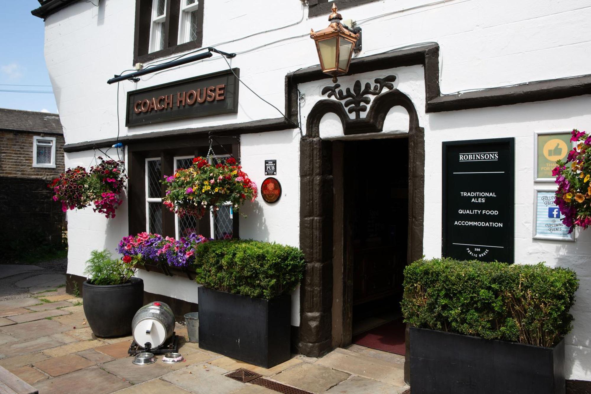 Coach House Hotel Bentham Buitenkant foto