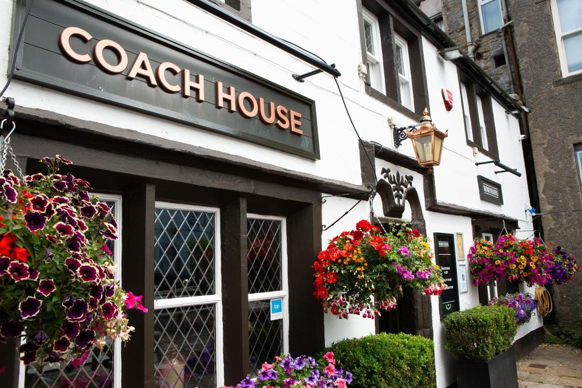 Coach House Hotel Bentham Buitenkant foto